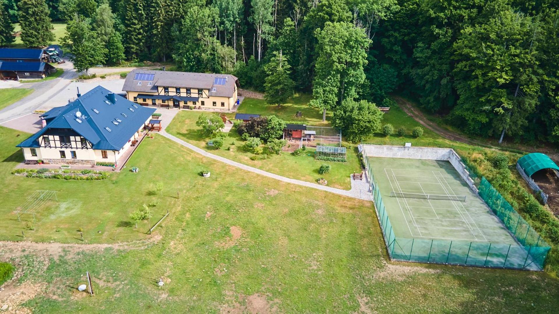 Penzion Chlustov Strazny Exterior photo